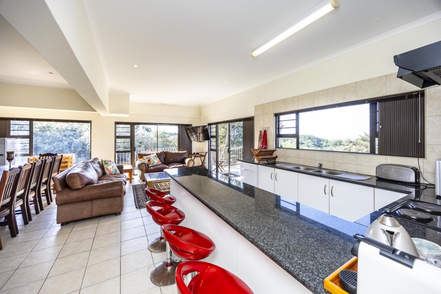 4 Bedroom Property for Sale in Cintsa East Eastern Cape